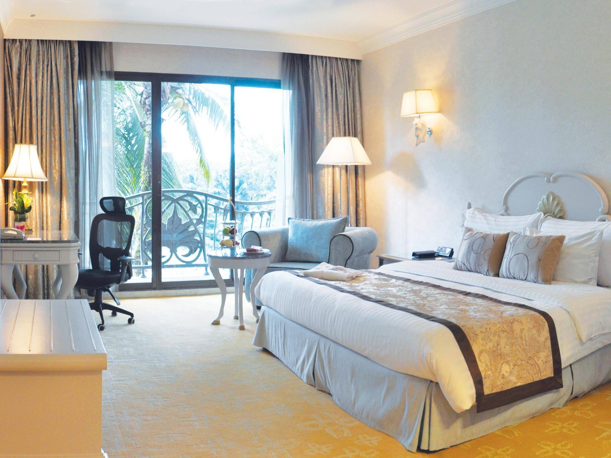 Palace Of The Golden Horses Сери Кембанган Екстериор снимка Deluxe Room
